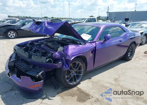 2023 Dodge Challenger R/T Scat Pack z USA, uszkodzony, nr VIN 2C3CDZFJ0PH645134